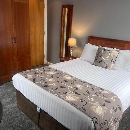 Dancenter East Midlands Airport Hotel Derby Bagian luar foto