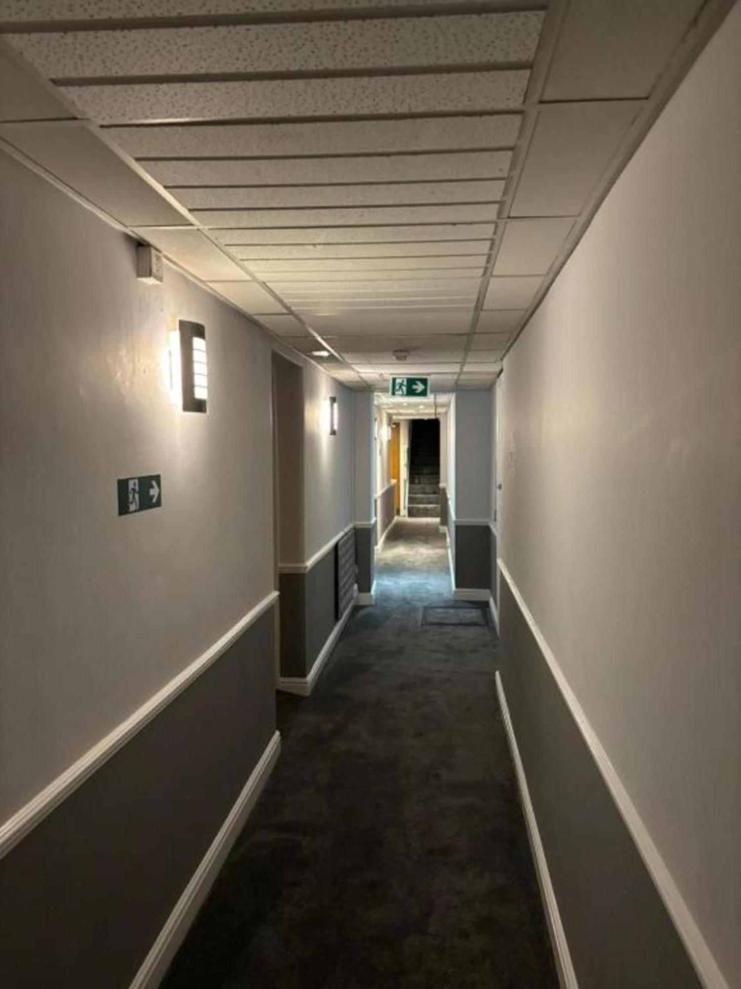 Dancenter East Midlands Airport Hotel Derby Bagian luar foto